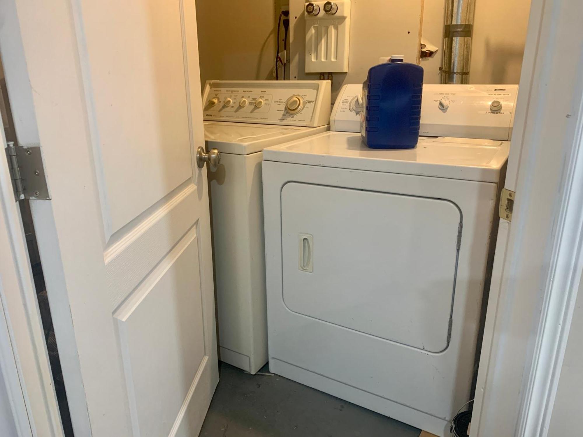 1 Room In A Cozy And Beautiful Basement Guelph Kültér fotó
